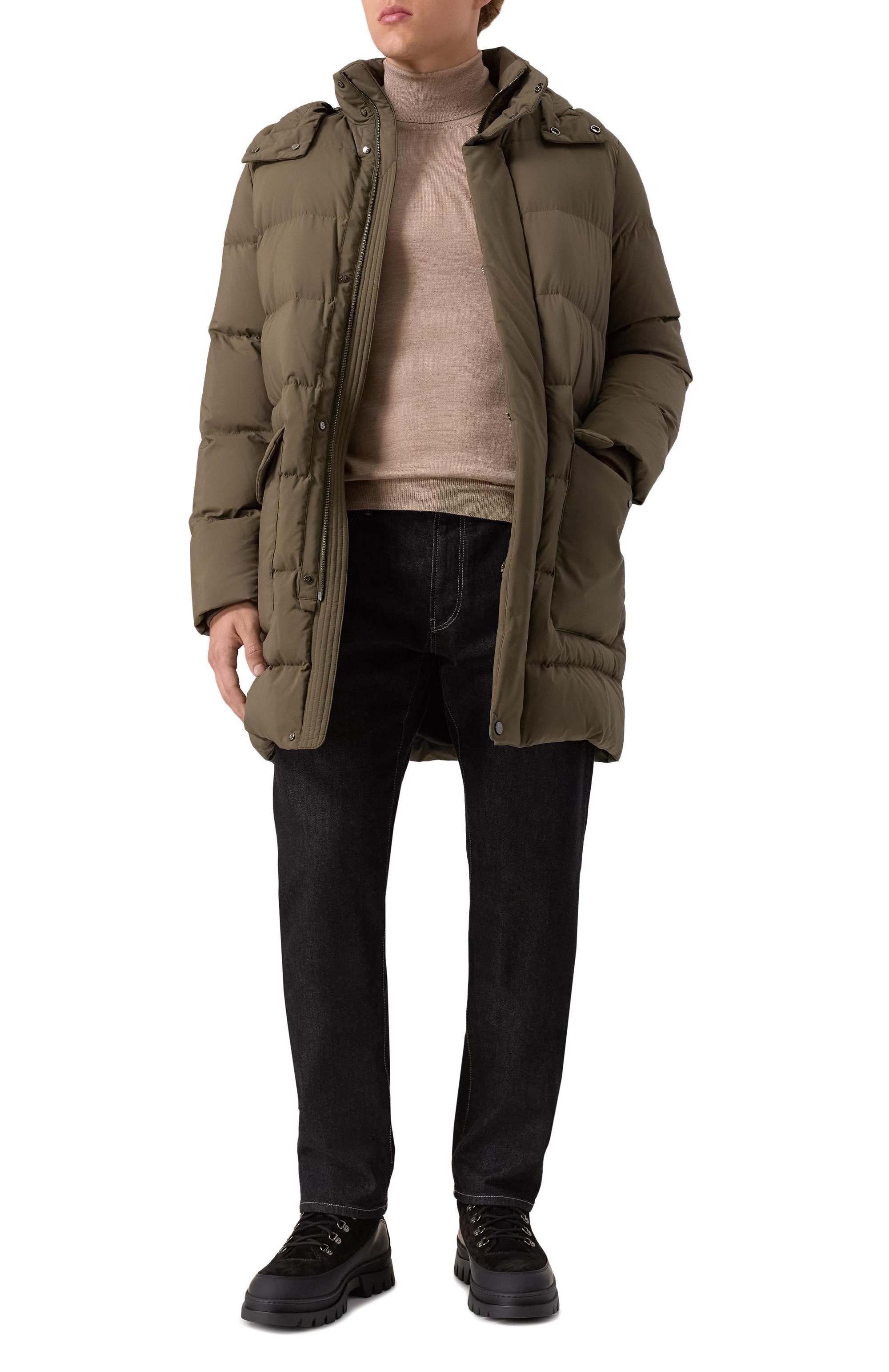 Пуховик STEFANO RICCI хаки цвета по цене 546000 руб., арт. M6J5300200/PL001H/60, фото 2 Пуховик STEFANO RICCI, арт. M6J5300200/PL001H/60, фото 2