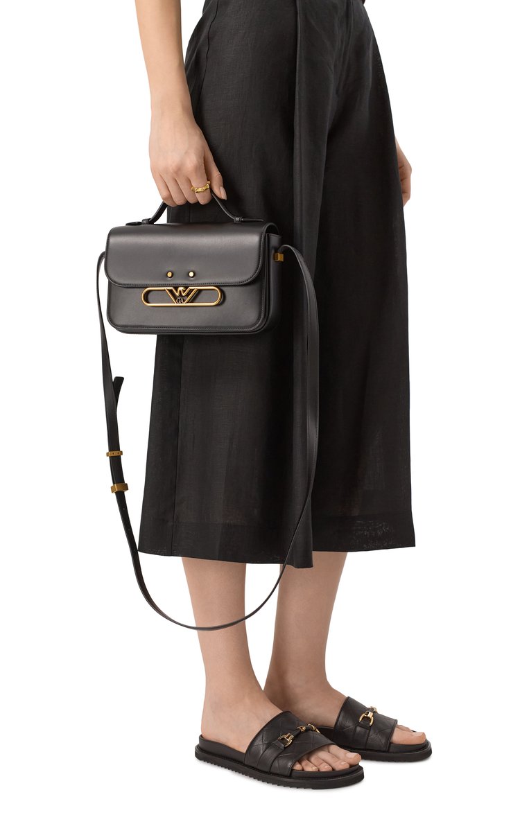 Женская сумка EMPORIO ARMANI черного цвета, арт. EW001484/AF14786 | Фото 2 (Ремень/цепочка: На ремешке; Размер: small; Материал: Натуральная кожа)
