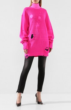 Женский шерстяной свитер VETEMENTS розового цвета, арт. SS20KN342 1204/W/FLU0 PINK | Фото 2 (Материал внешний: Шерсть; Длина (для топов): Удлиненные; Рукава: Длинные; Статус проверки: Проверена категория; Стили: Кэжуэл, Гранж; Женское Кросс-КТ: Свитер-одежда; Драгоценные камни: Проставлено; Материал сплава: Проставлено)