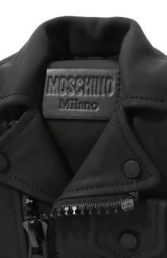 Женская сумка biker MOSCHINO черного цвета, арт. A7585/8010 | Фото 3 (Материал: Натуральная кожа; Материал сплава: Проставлено; Размер: mini; Ремень/цепочка: На ремешке; Драгоце�нные камни: Проставлено)