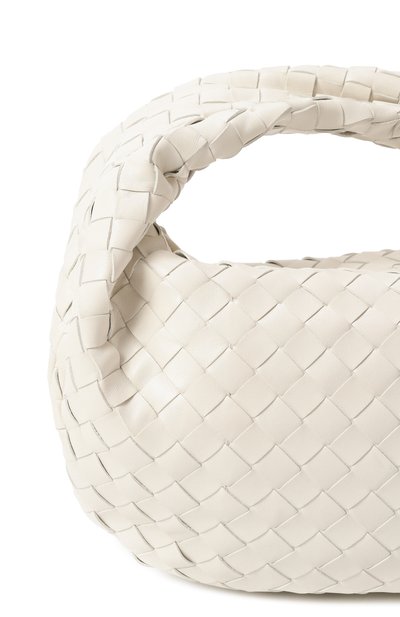 Сумка jodie small BOTTEGA VENETA молочного цвета по цене 429000 руб., арт. 690225-VCPP0, фото 3 Сумка jodie small BOTTEGA VENETA, арт. 690225-VCPP0, фото 3