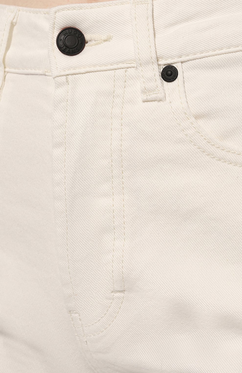 Джинсы HUGO белого цвета по цене 13100 руб., арт. 50490516, фото 5 Джинсы HUGO, арт. 50490516, фото 5