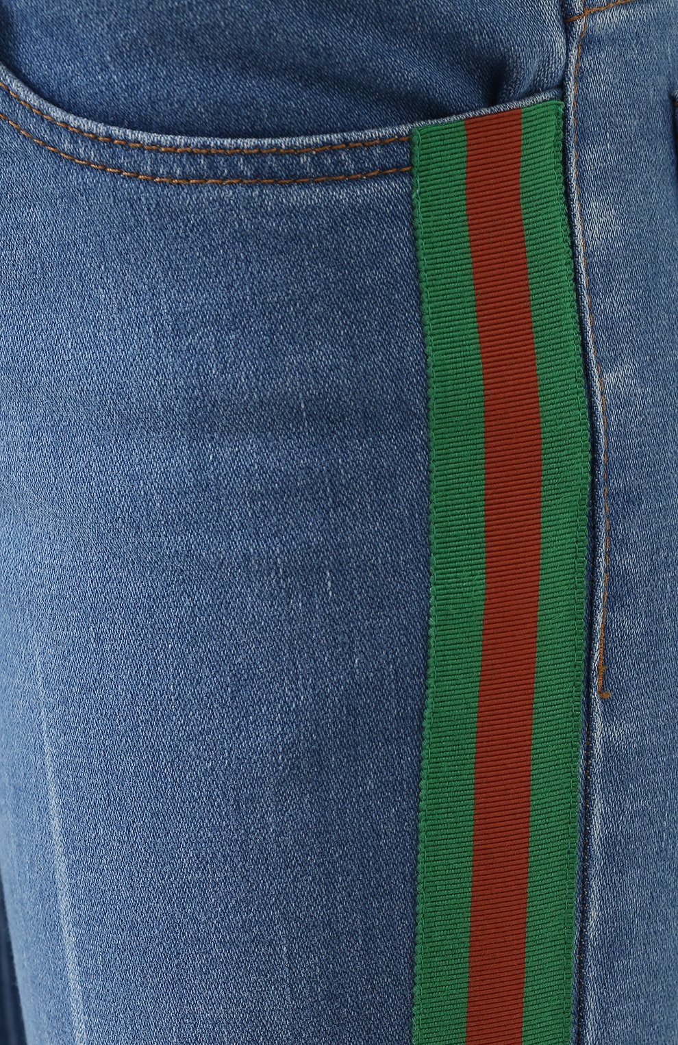 Расклешенные джинсы с потертостями и контрастными лампасами GUCCI, арт. 527432/XRB36, фото 5