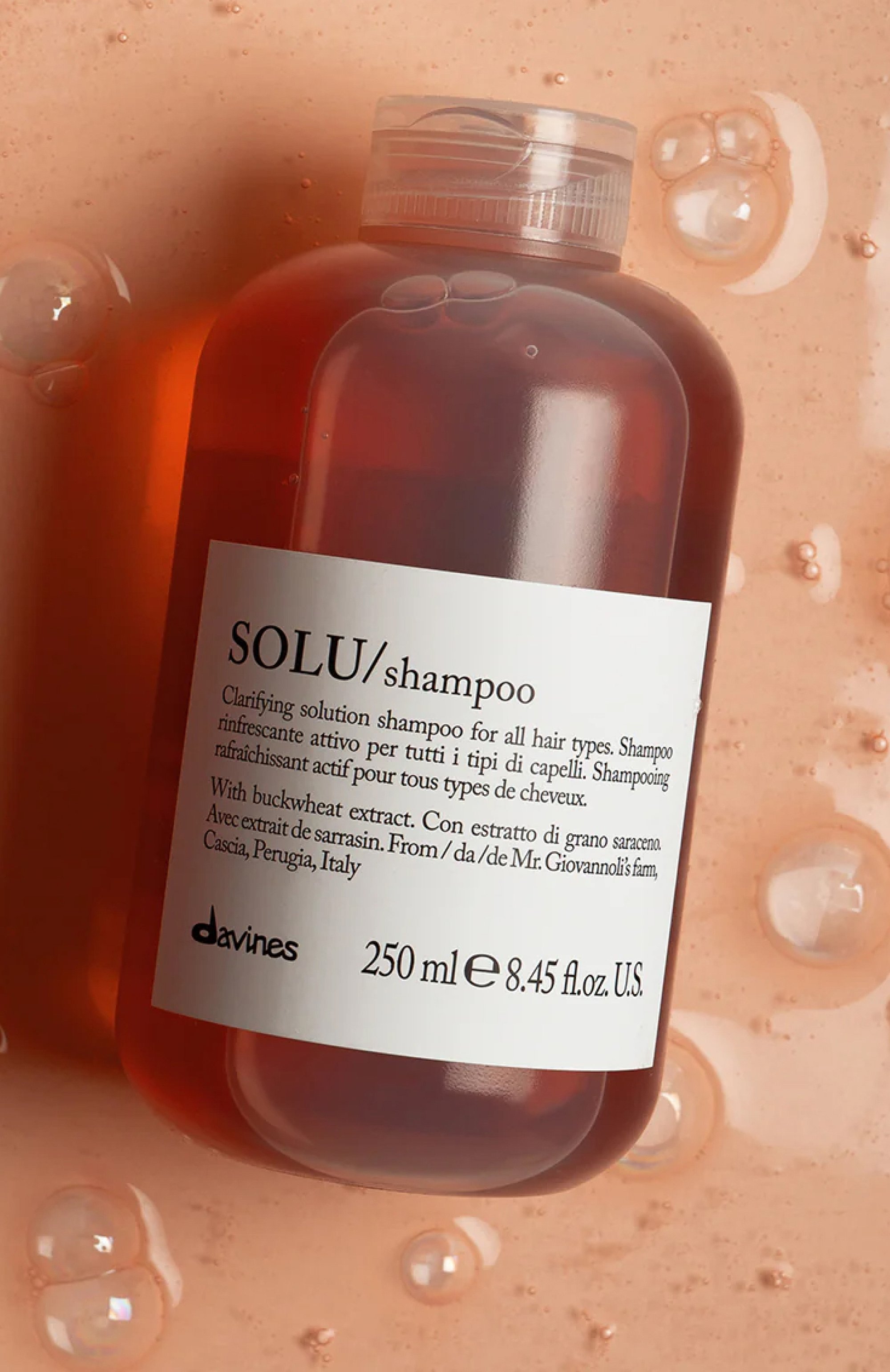 Активно освежающий шампунь для глубокого очищения волос solu (250ml) DAVINES бесцветного цвета по цене 3740 руб., арт. 75626, фото 4 Активно освежающий шампунь для глубокого очищения волос solu (250ml) DAVINES, арт. 75626, фото 4