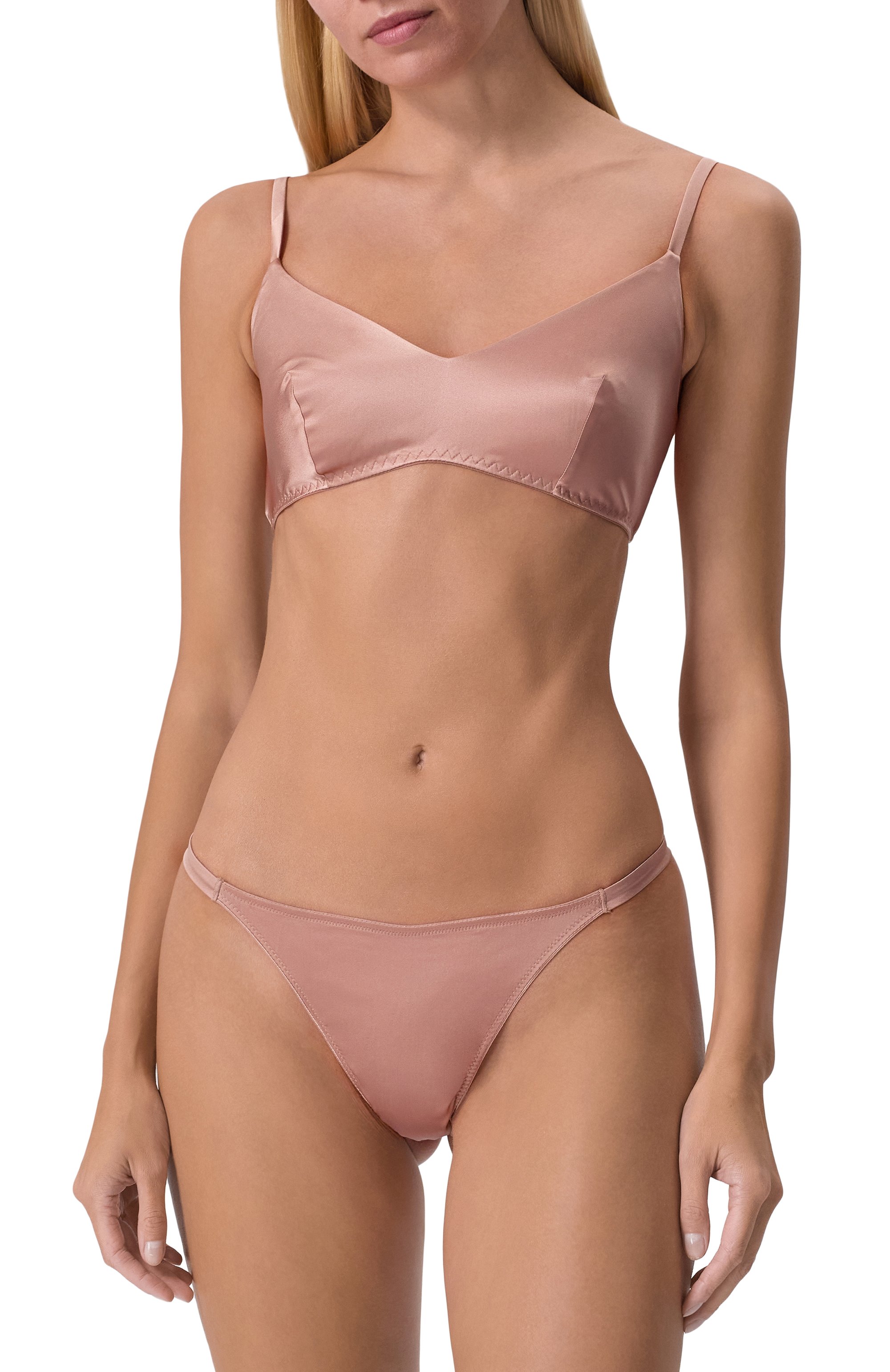 Трусы-танга I.D. SARRIERI розового цвета по цене 25700 руб., арт. L6543, фото 2 Трусы-танга I.D. SARRIERI, арт. L6543, фото 2