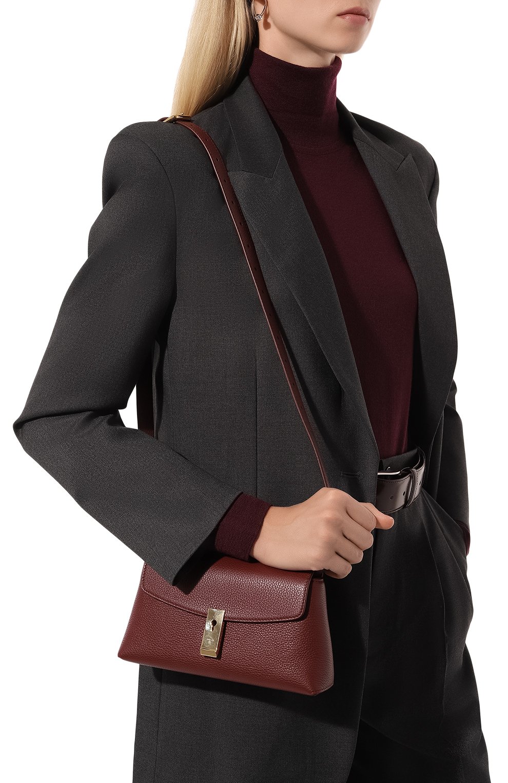 Сумка lock me mini BALLY бордового цвета по цене 86900 руб., арт. WL006L/VT710, фото 2 Сумка lock me mini BALLY, арт. WL006L/VT710, фото 2