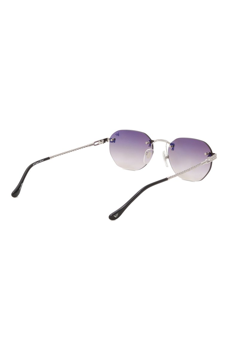 Женские солнцезащитные очки VINTAGE FRAMES серого цвета, арт. DETR0IT PLAYER 24KT WHITE G0LD/GREY | Фото 4 (Региональные ограничения белый список (Axapta Mercury): Не проставлено; Материал: Металл; Нос: Не проставлено; Тип очков: С/з; Кросс-КТ: С/з-унисекс; Очки форма: Безоправные, Квадратные; Оптика Гендер: оптика-унисекс)