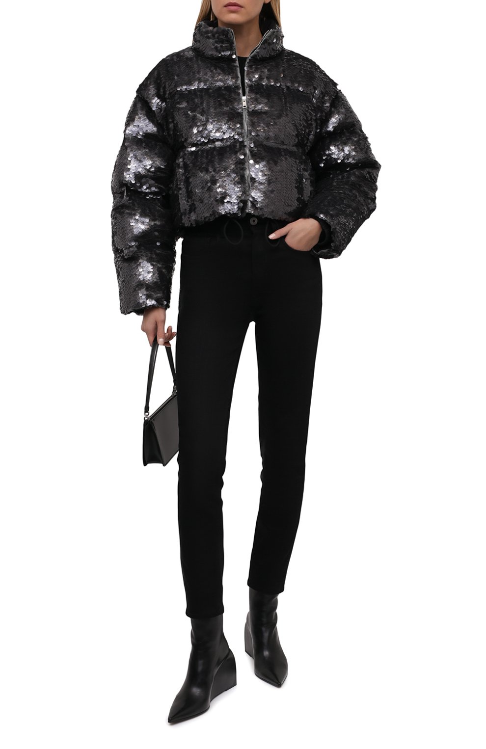 Пуховик с отделкой пайетками PRADA темно-серого цвета по цене 650000 руб., арт. 291979-1ZCC-F0276-212, фото 2 Пуховик с отделкой пайетками PRADA, арт. 291979-1ZCC-F0276-212, фото 2