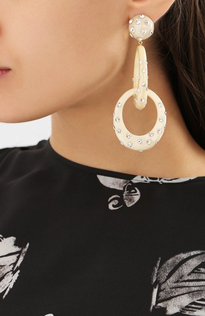 Серьги LELE SADOUGHI бежевого цвета по цене 15300 руб., арт. LS0779IV, фото 2 Серьги LELE SADOUGHI, арт. LS0779IV, фото 2