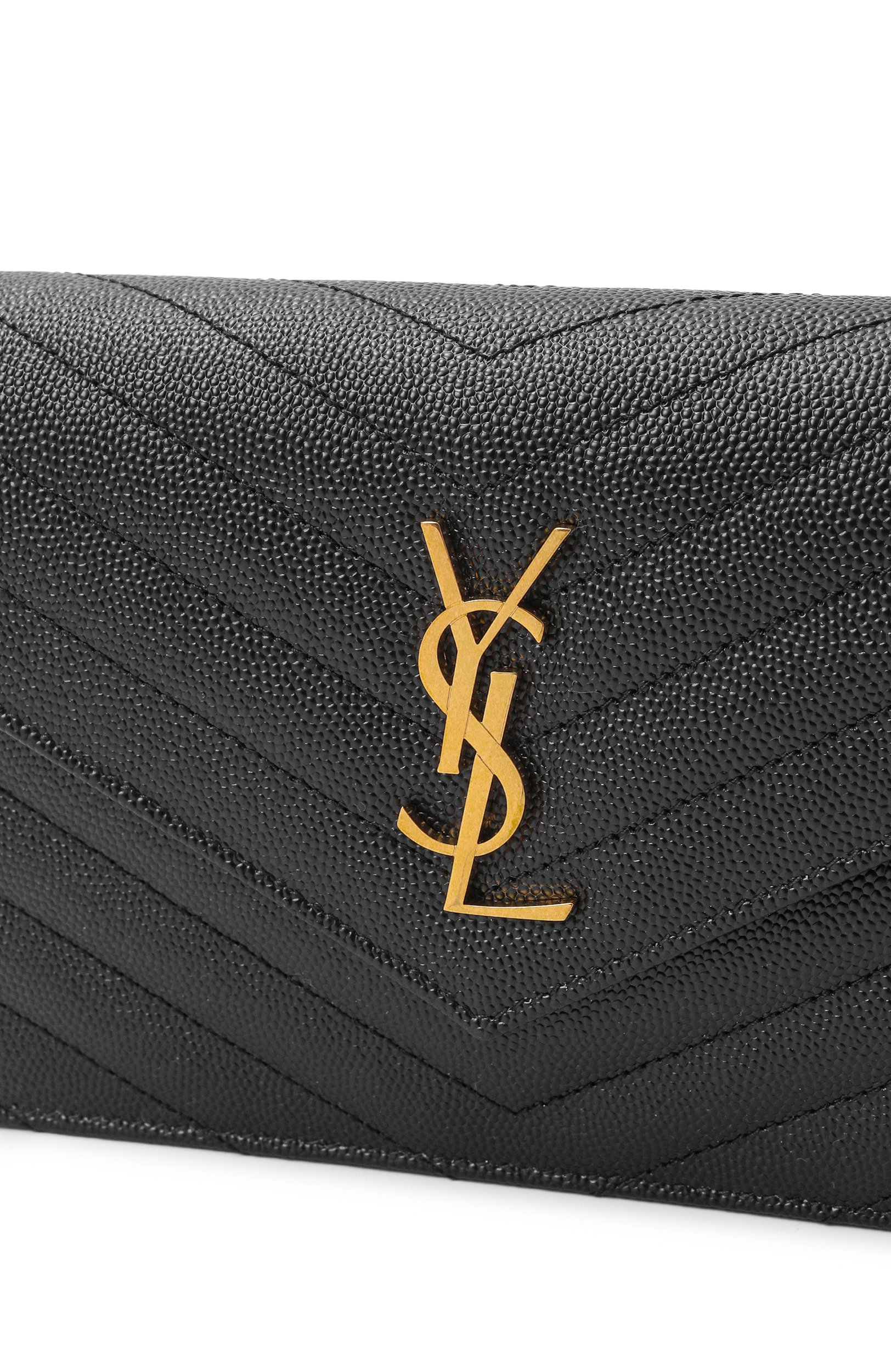 Сумка cassandre SAINT LAURENT черного цвета по цене 146500 руб., арт. 857605/B0W01, фото 6 Сумка cassandre SAINT LAURENT, арт. 857605/B0W01, фото 6