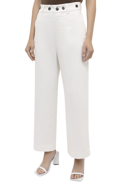 Джинсы LORENA ANTONIAZZI белого цвета по цене 41700 руб., арт. A2045PA062/3197, фото 3 Джинсы LORENA ANTONIAZZI, арт. A2045PA062/3197, фото 3