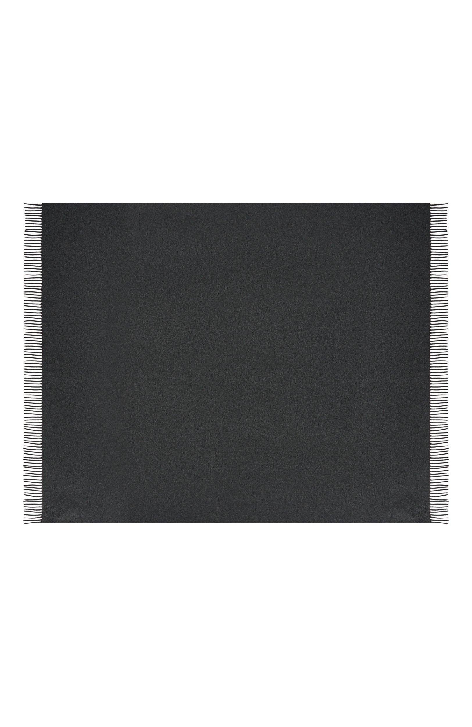 Кашемировый плед MVST темно-серого цвета по цене 138500 руб., арт. S4/140X180/5447-PLA/CASHMERE, фото 1 Кашемировый плед MVST, арт. S4/140X180/5447-PLA/CASHMERE, фото 1