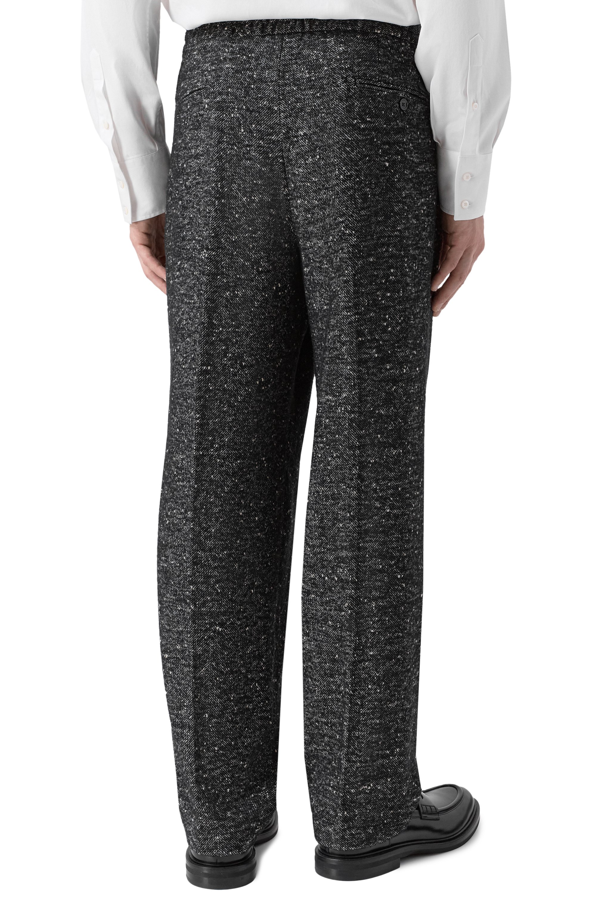 Шерстяные брюки DOLCE & GABBANA темно-серого цвета по цене 139500 руб., арт. GP12RT/FCZAM, фото 4 Шерстяные брюки DOLCE & GABBANA, арт. GP12RT/FCZAM, фото 4