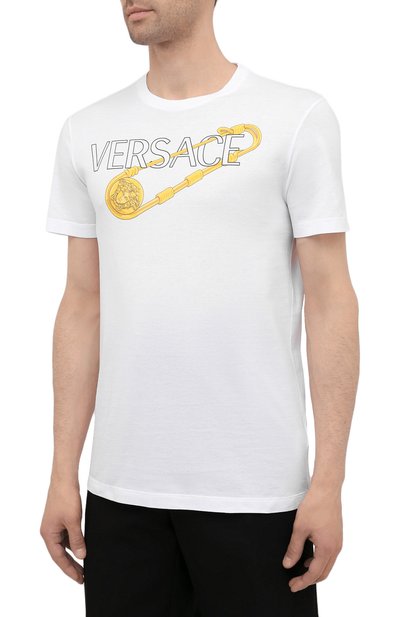 Хлопковая футболка VERSACE белого цвета по цене 43950 руб., арт. 1001295/1A00932, фото 3 Хлопковая футболка VERSACE, арт. 1001295/1A00932, фото 3