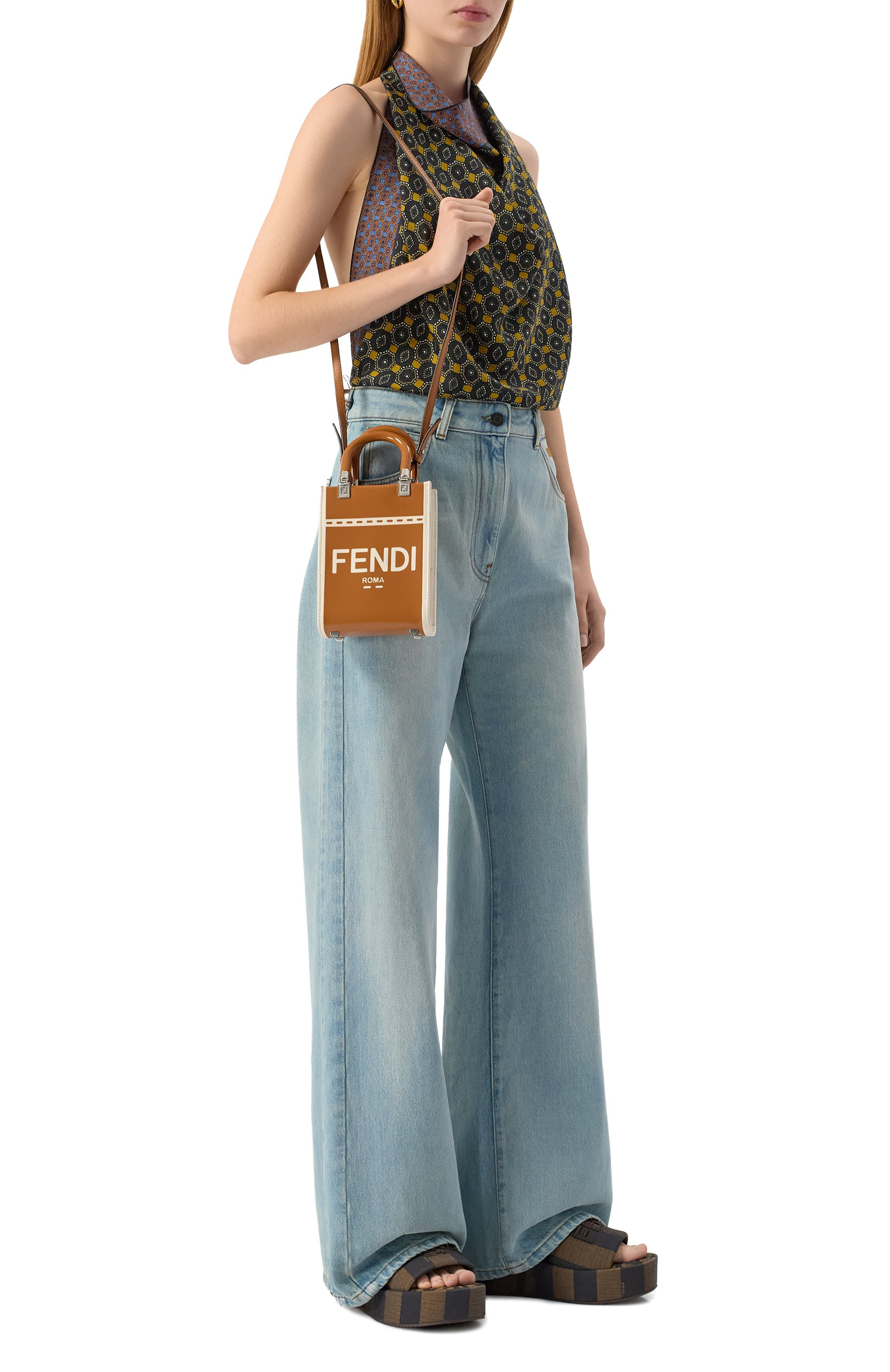 Сумка sunshine mini FENDI коричневого цвета по цене 229000 руб., арт. 8BS051 ANT7, фото 7 Сумка sunshine mini FENDI, арт. 8BS051 ANT7, фото 7