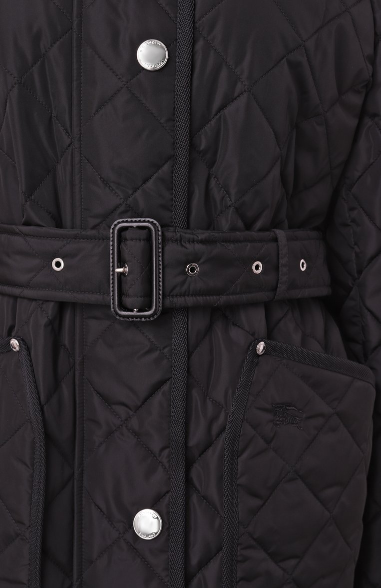 Женская куртка BURBERRY черного цвета, арт. 8071843 | Фото 6 (Длина (верхняя одежда): Короткие; Драгоценные камни: Проставлено; Материал подклада: Синтетический материал; Материал сплава: Проставлено; Рукава: Длинные; Кросс-КТ: Легкие, Куртка; Стили: Кэжуэл; Материал внешний: Синтетический материал)