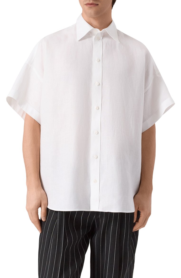 Мужская льняная рубашка DOLCE & GABBANA белого цвета, арт. G5NE4T/FU4JB | Фото 3 (Рукава: Короткие; Длина (для топов): Стандартные; Материал внешний: Лен; Воротник: Кент; Случай: Повседневный; Принт: Однотонные; Стили: Кэжуэл; Автоматизация ТО: Проставлено; Размерность: Идёт в размер; Автоматизация состава: Проставл�ено; Детали: Без декора)