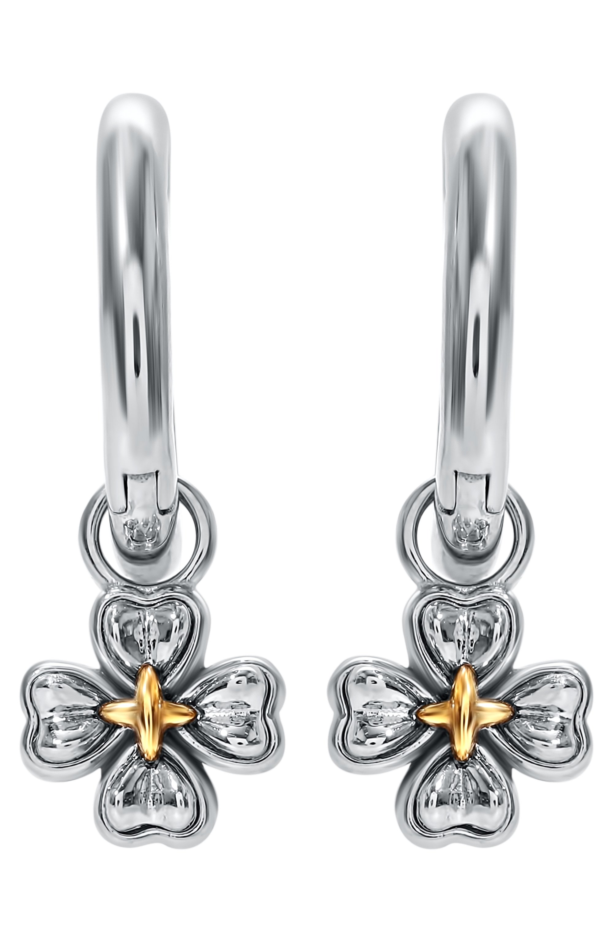 Серьги с подвесками SSIL серебряного цвета по цене 13600 руб., арт. SS23FNC008CBSSSZZ, фото 1 Серьги с подвесками SSIL, арт. SS23FNC008CBSSSZZ, фото 1