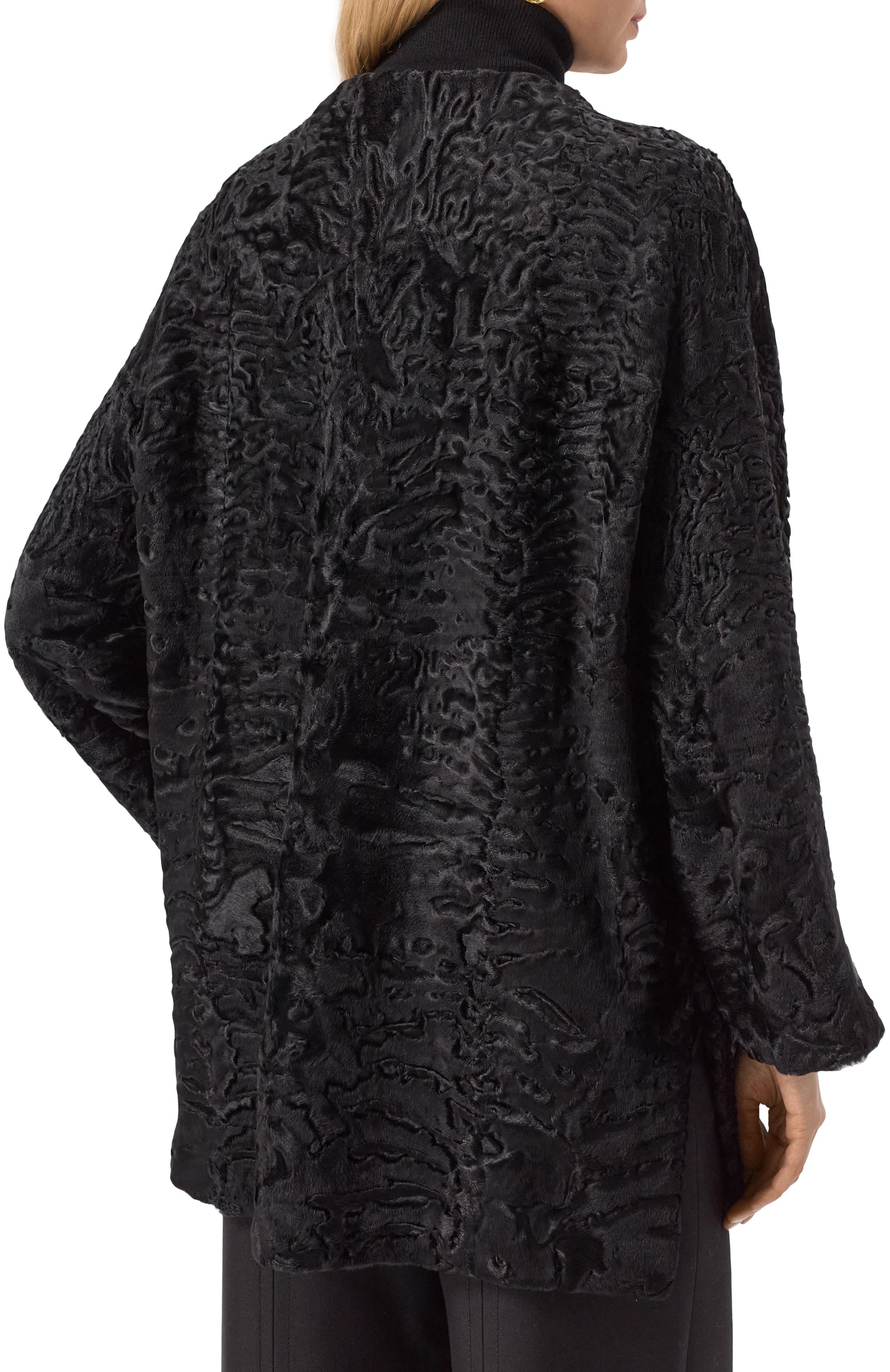 Шуба из свакары MVST черного цвета по цене 1740000 руб., арт. FBPC-Y509SW, фото 4 Шуба из свакары MVST, арт. FBPC-Y509SW, фото 4