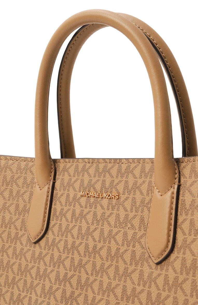 Женская сумка scarlett medium MICHAEL MICHAEL KORS бежевого цвета, арт. 30R5GETS2V | Фото 3 (Ремень/цепочка: На ремешке; Размер: medium; Драгоценные камни: Проставлено; Материал сплава: Проставлено; Материал: Канва)