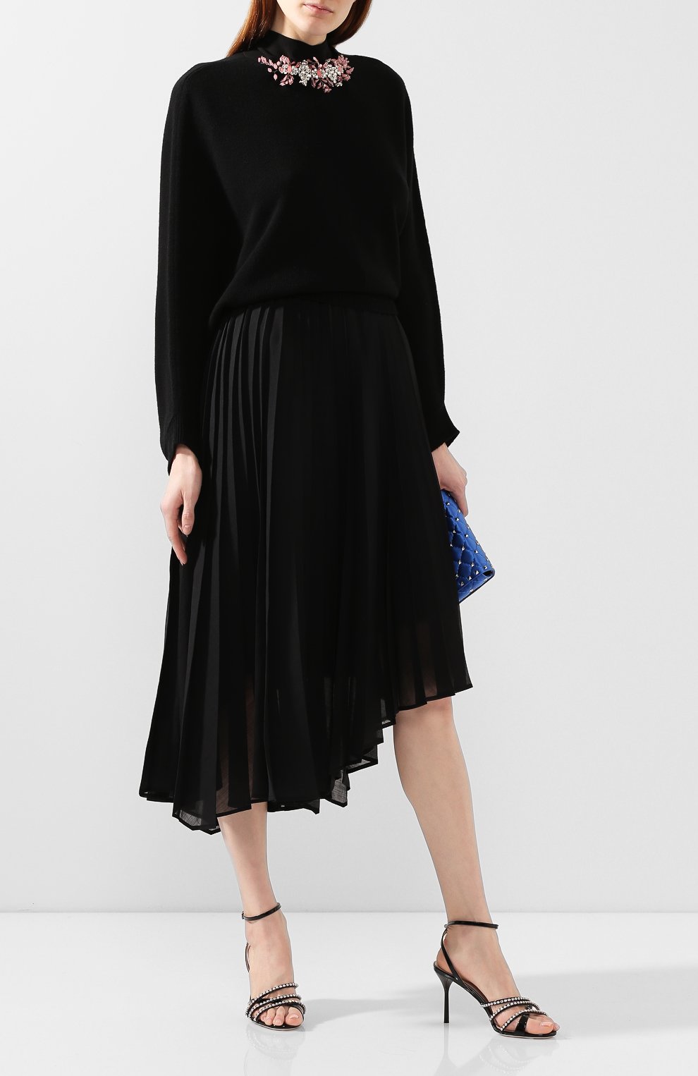 Свитер из смеси шерсти и кашемира VALENTINO черного цвета по цене 225000 руб., арт. TB3KCB0859N, фото 2 Свитер из смеси шерсти и кашемира VALENTINO, арт. TB3KCB0859N, фото 2
