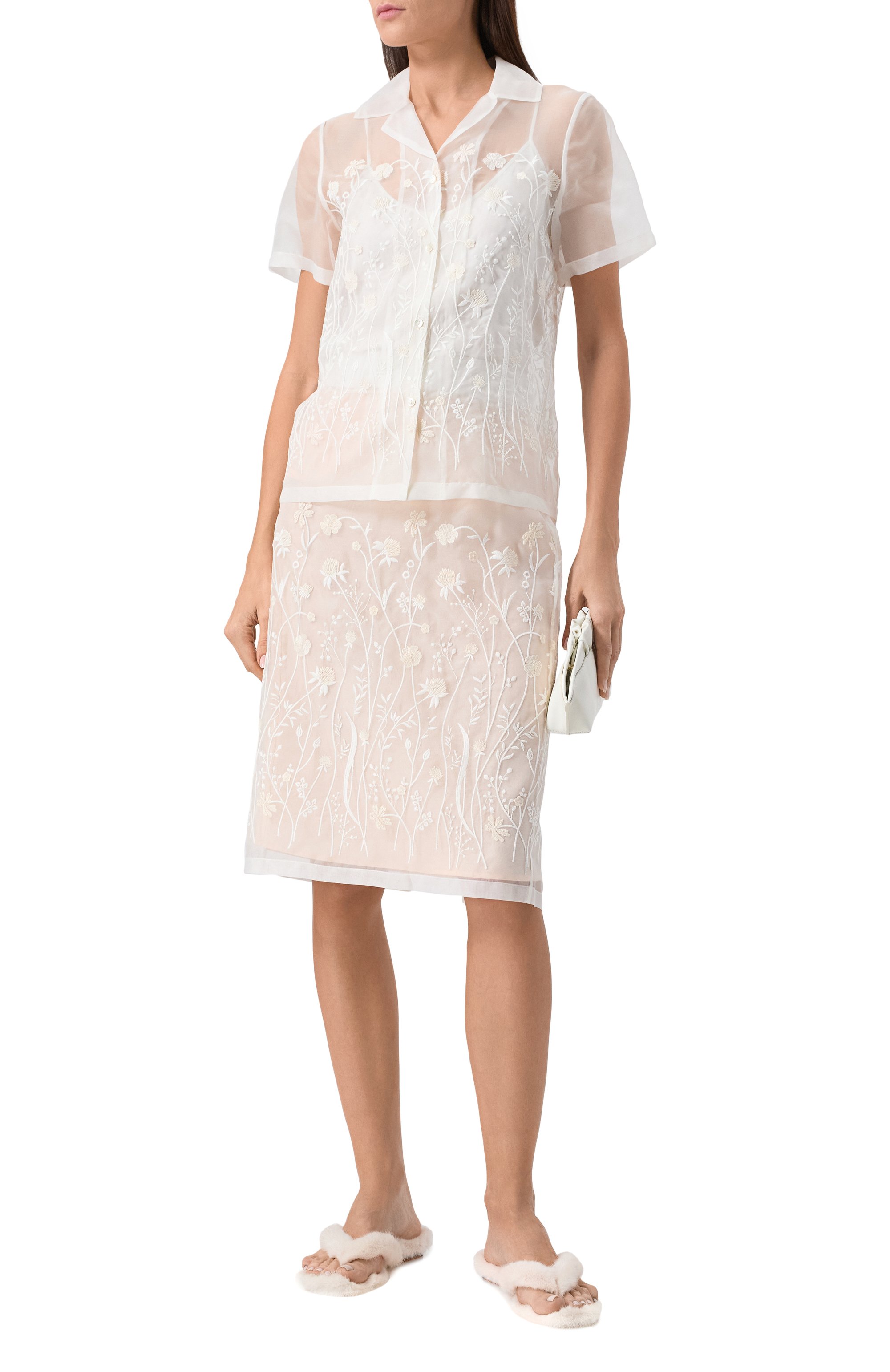 Шелковая юбка P.A.R.O.S.H. белого цвета по цене 52450 руб., арт. D621136, фото 2 Шелковая юбка P.A.R.O.S.H., арт. D621136, фото 2