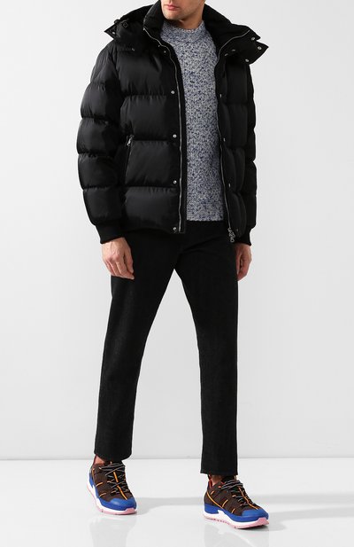 Пуховик 7 moncler fragment hiroshi fujiwara MONCLER GENIUS черного цвета по цене 108500 руб., арт. E2-09U-40301-50-C0339, фото 2 Пуховик 7 moncler fragment hiroshi fujiwara MONCLER GENIUS, арт. E2-09U-40301-50-C0339, фото 2