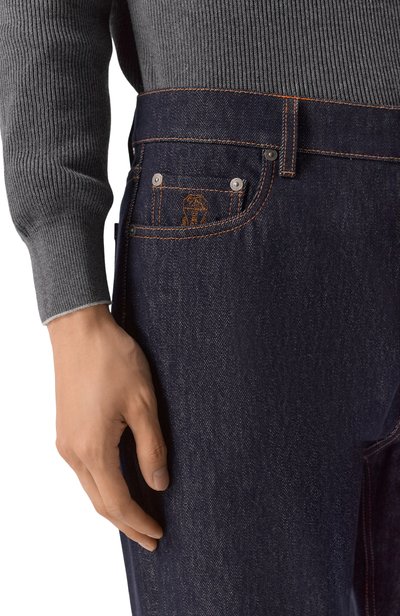 Джинсы iconic fit BRUNELLO CUCINELLI темно-синего цвета по цене 129500 руб., арт. M233P02090, фото 5 Джинсы iconic fit BRUNELLO CUCINELLI, арт. M233P02090, фото 5