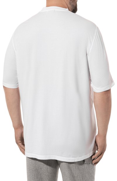 Хлопковая футболка KIRED белого цвета по цене 26750 руб., арт. WKISSW7724001001, фото 4 Хлопковая футболка KIRED, арт. WKISSW7724001001, фото 4