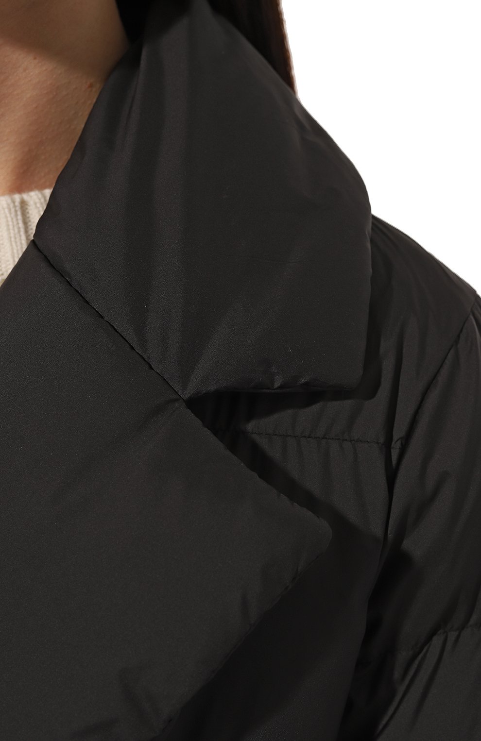 Пуховик PINKO черного цвета по цене 66150 руб., арт. 103829/A0L5, фото 5 Пуховик PINKO, арт. 103829/A0L5, фото 5