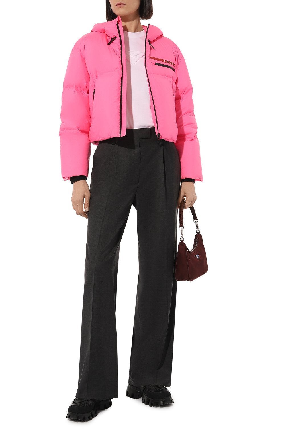 Пуховик prada linea rossa PRADA розового цвета по цене 230000 руб., арт. 291698-1XYW-F0XNQ-202, фото 2 Пуховик prada linea rossa PRADA, арт. 291698-1XYW-F0XNQ-202, фото 2
