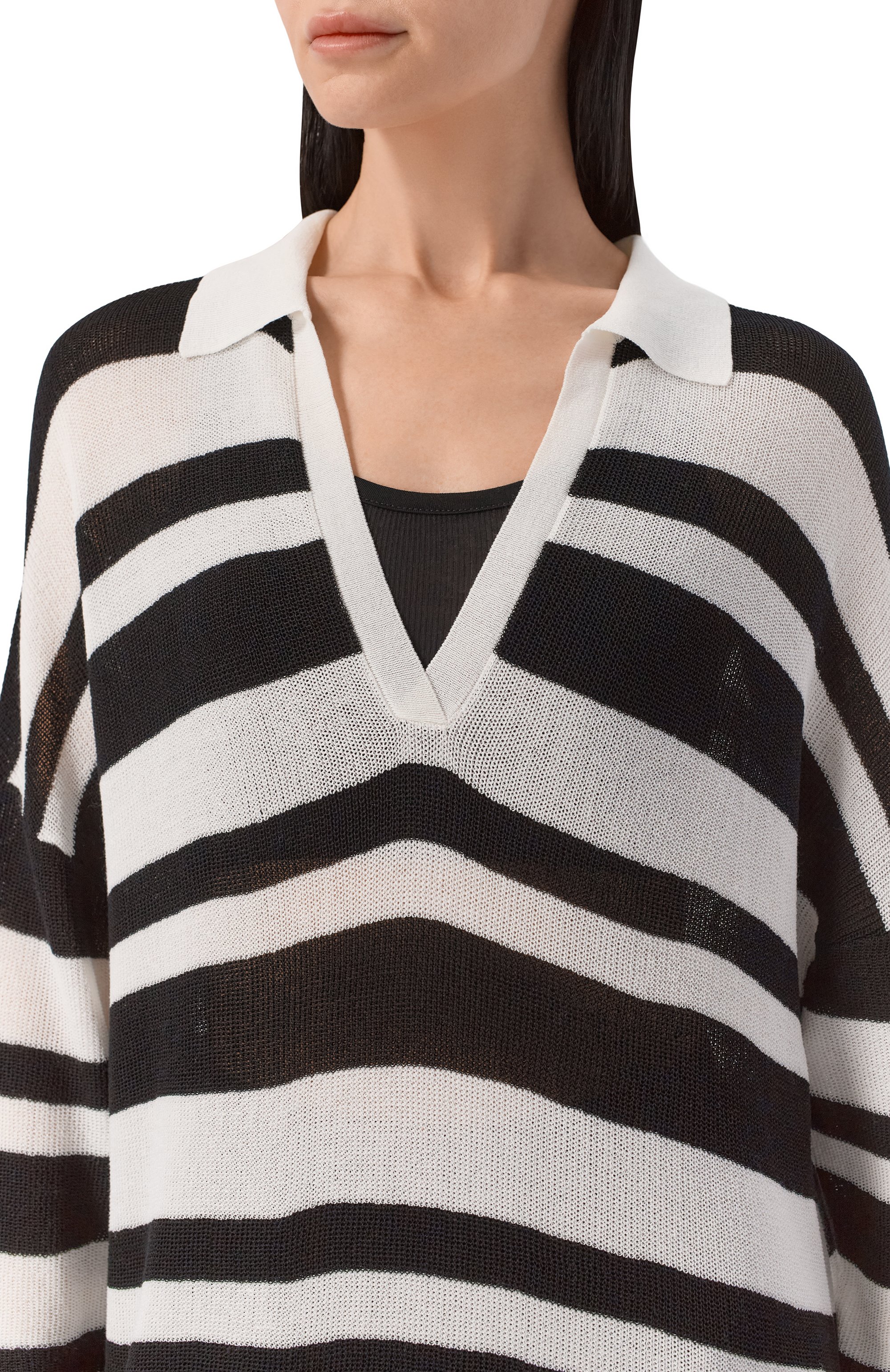 Платье из вискозы MARYAN MEHLHORN черно-белого цвета по цене 49690 руб., арт. M3055730, фото 4 Платье из вискозы MARYAN MEHLHORN, арт. M3055730, фото 4