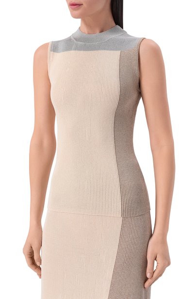 Топ LORENA ANTONIAZZI бежевого цвета по цене 65250 руб., арт. P26129TM39A/2435, фото 3 Топ LORENA ANTONIAZZI, арт. P26129TM39A/2435, фото 3