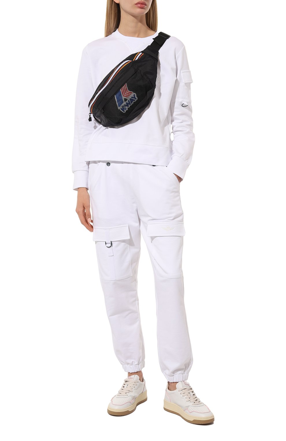 Поясная сумка le vrai 3.0 K-WAY черного цвета по цене 4410 руб., арт. K009E00, фото 7 Поясная сумка le vrai 3.0 K-WAY, арт. K009E00, фото 7