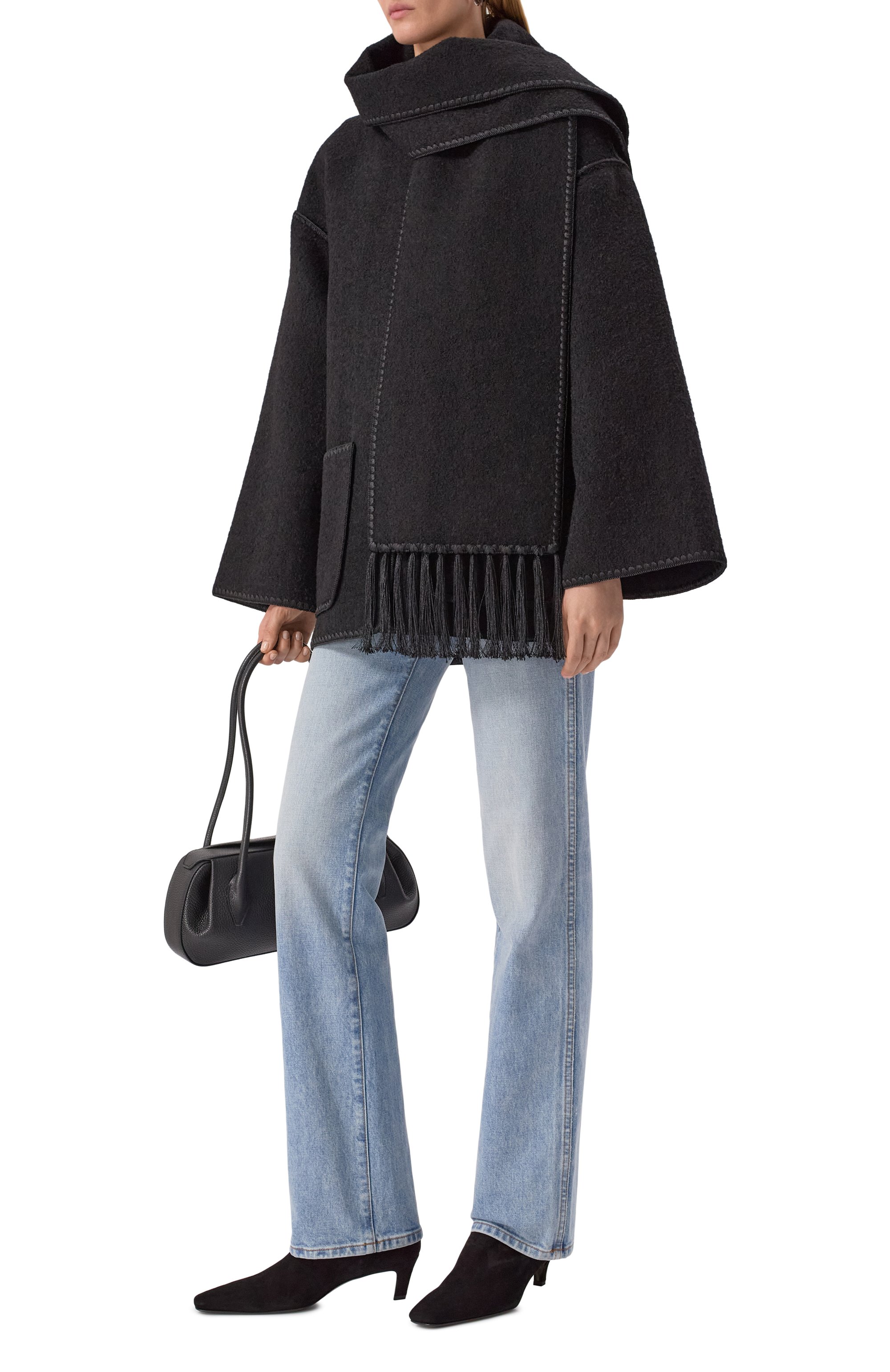 Замшевые ботильоны TOTEME черного цвета по цене 85800 руб., арт. 221-907-836, фото 2 Замшевые ботильоны TOTEME, арт. 221-907-836, фото 2