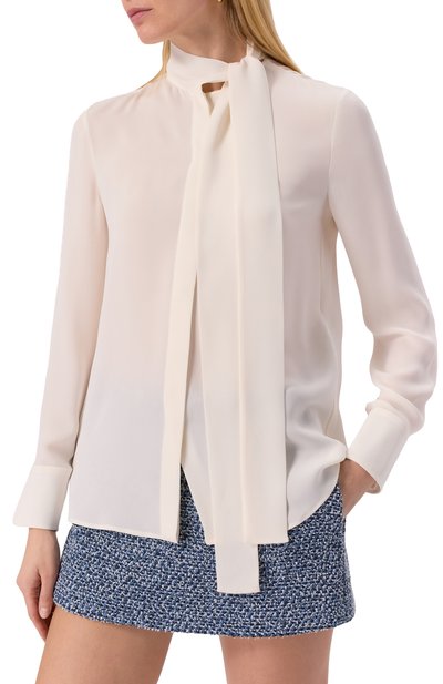 Шелковая блузка VALENTINO белого цвета по цене 175500 руб., арт. 5B3AB3Y31MH, фото 3 Шелковая блузка VALENTINO, арт. 5B3AB3Y31MH, фото 3