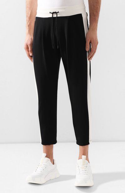 Брюки KAZUYUKI KUMAGAI черного цвета по цене 25450 руб., арт. KP91-069, фото 3 Брюки KAZUYUKI KUMAGAI, арт. KP91-069, фото 3