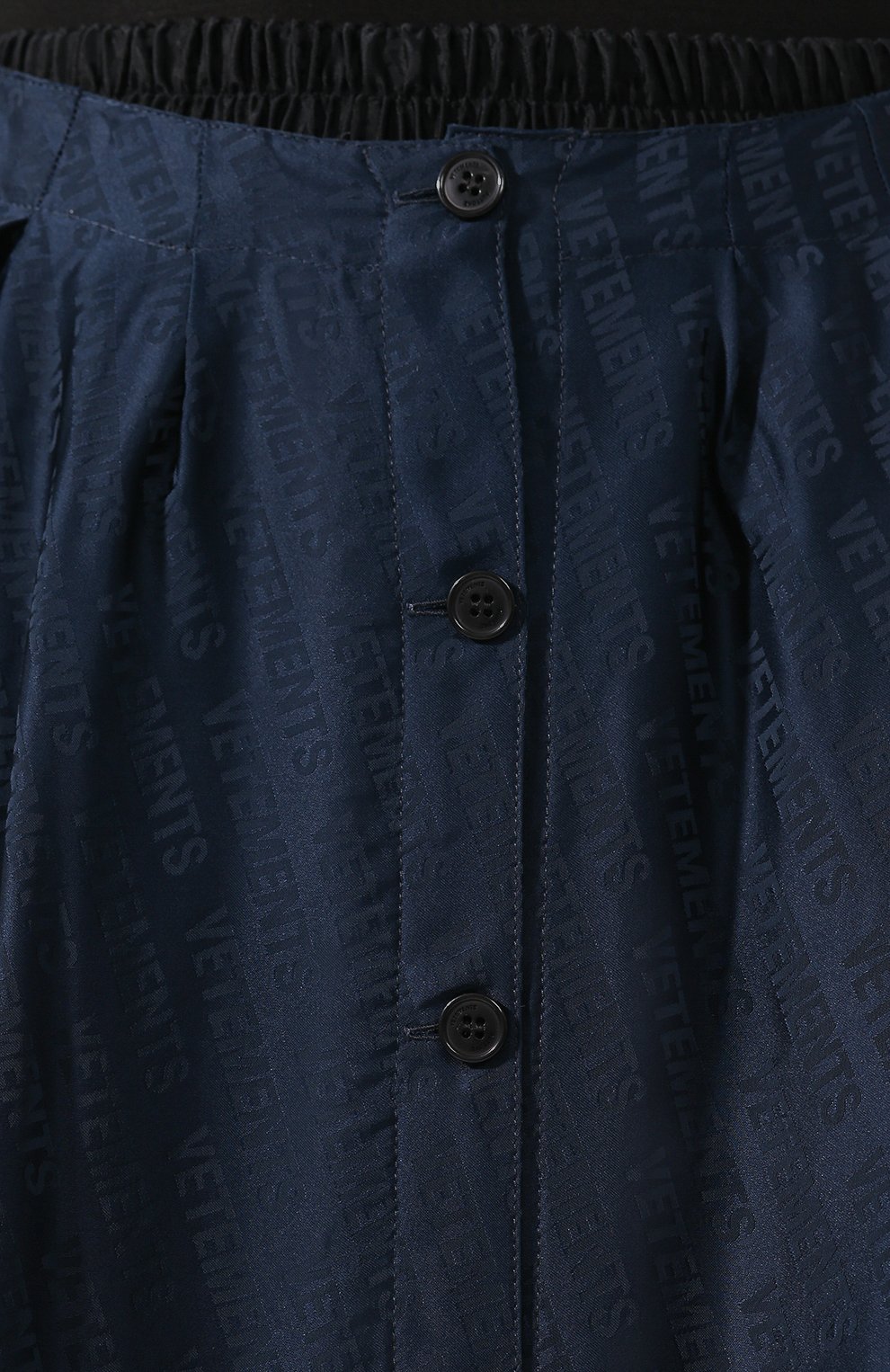 Юбка-миди VETEMENTS черного цвета по цене 117500 руб., арт. WAH20SK402, фото 5 Юбка-миди VETEMENTS, арт. WAH20SK402, фото 5