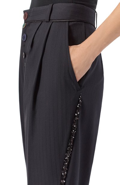 Шерстяные брюки UNDERCOVER черного цвета по цене 216500 руб., арт. UC2E1509-1, фото 5 Шерстяные брюки UNDERCOVER, арт. UC2E1509-1, фото 5