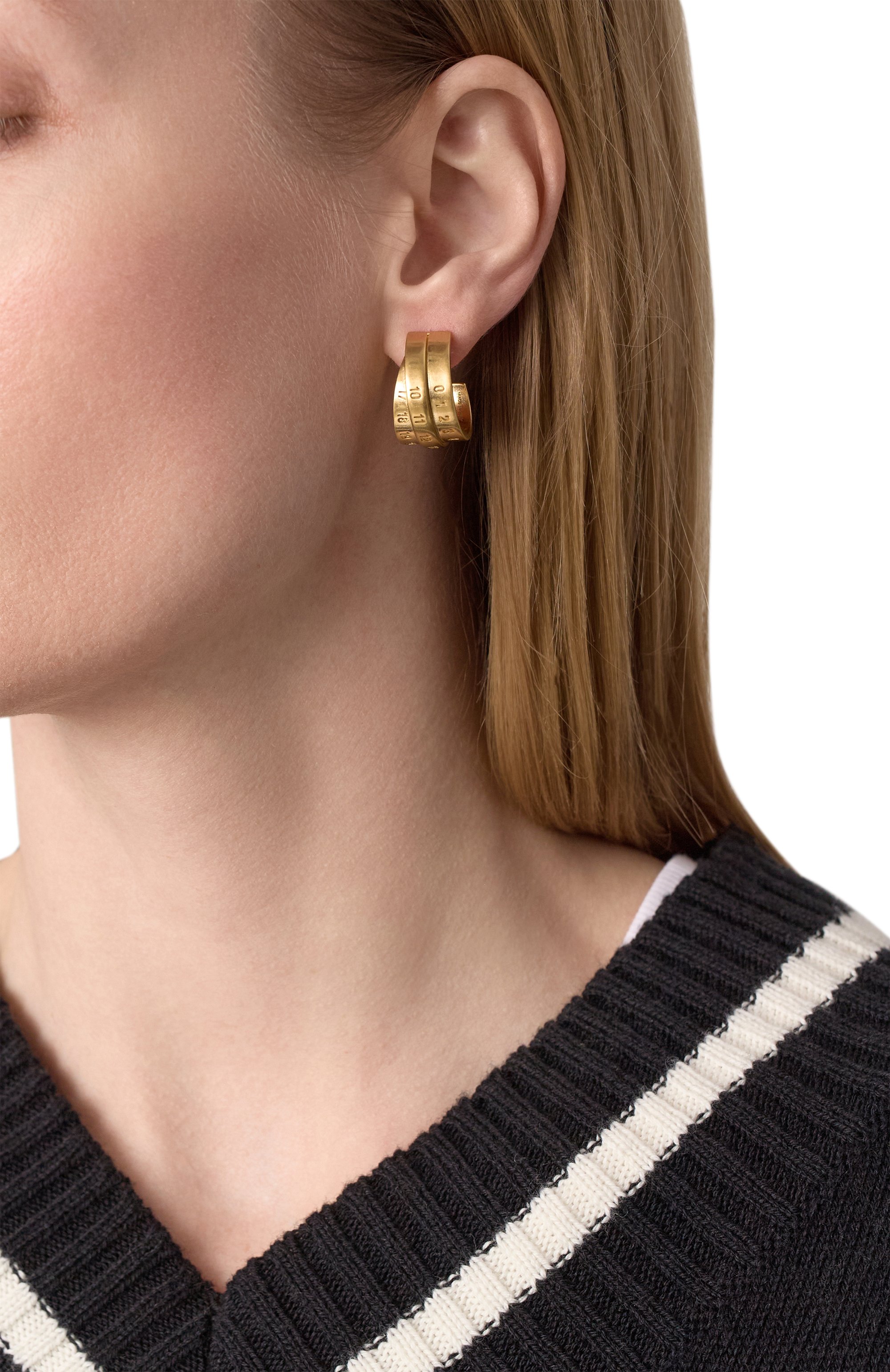 Серьги MM6, арт. SM6VG0083 P6627, фото 2