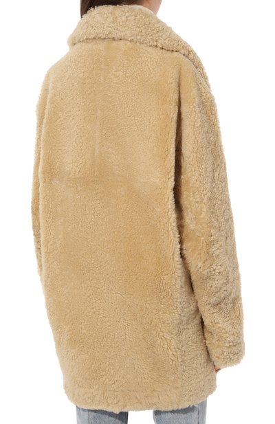 Шуба из овчины PETAR PETROV бежевого цвета по цене 527500 руб., арт. F24LM5, фото 4 Шуба из овчины PETAR PETROV, арт. F24LM5, фото 4