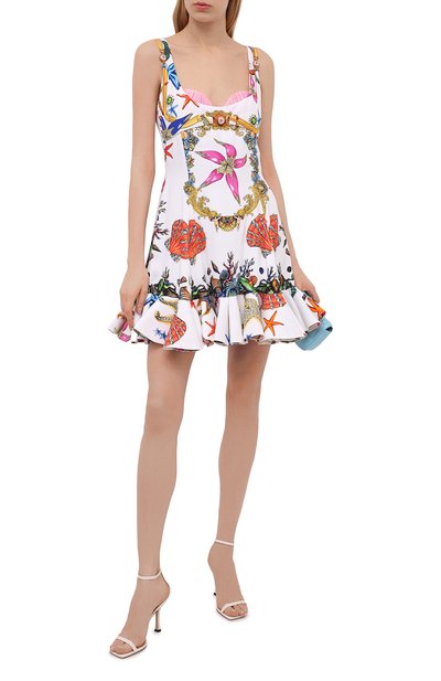 Платье из вискозы VERSACE разноцветного цвета по цене 436000 руб., арт. A89189/1F00958, фото 2 Платье из вискозы VERSACE, арт. A89189/1F00958, фото 2