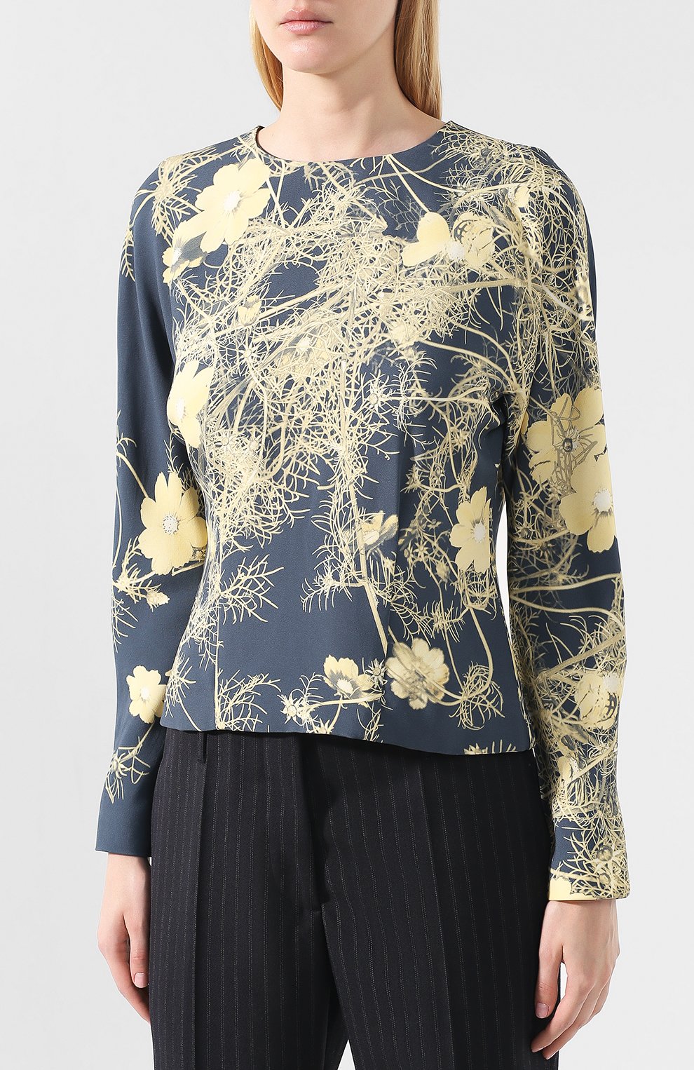 Топ из вискозы DRIES VAN NOTEN серого цвета по цене 45950 руб., арт. 192-10722-8058, фото 3 Топ из вискозы DRIES VAN NOTEN, арт. 192-10722-8058, фото 3