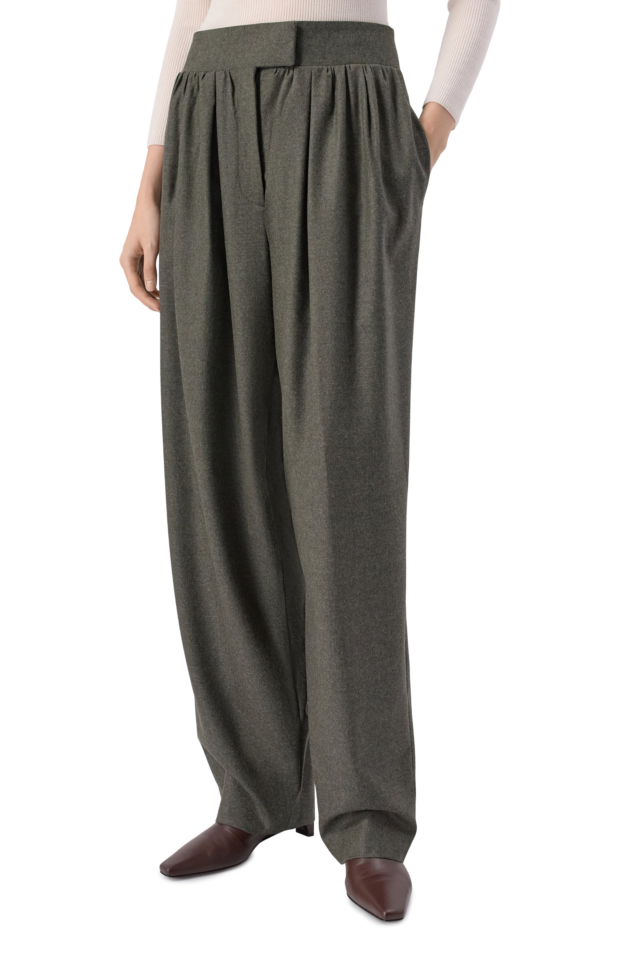 Шерстяные брюки ARMARIUM темно-зеленого цвета по цене 112000 руб., арт. P036/W025, фото 3 Шерстяные брюки ARMARIUM, арт. P036/W025, фото 3