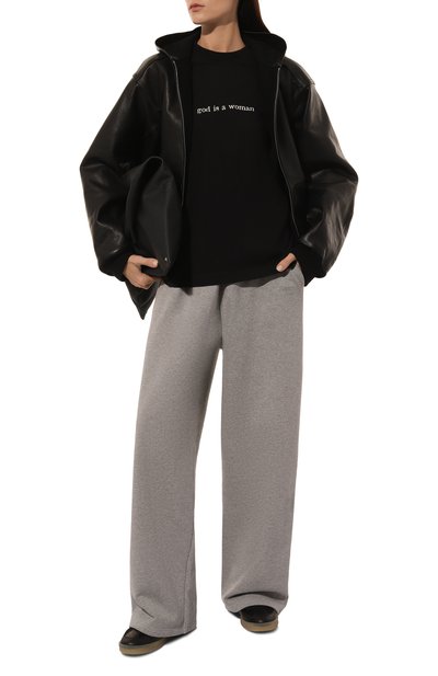 Хлопковая футболка VETEMENTS черного цвета по цене 61550 руб., арт. UA66TR725B, фото 2 Хлопковая футболка VETEMENTS, арт. UA66TR725B, фото 2