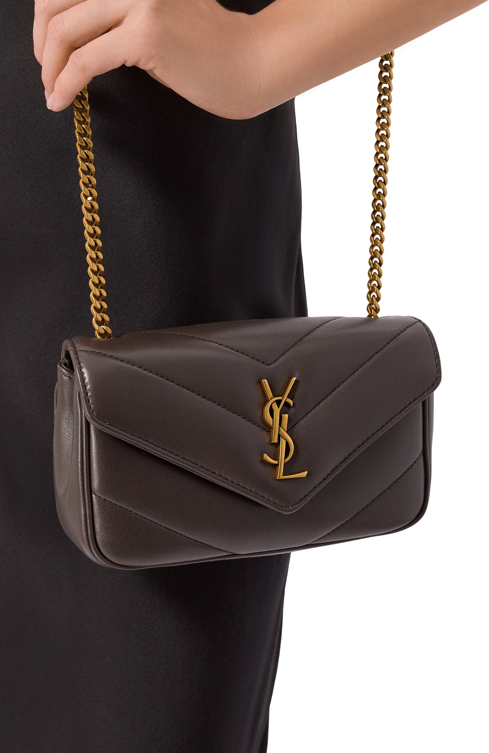 Сумка loulou SAINT LAURENT коричневого цвета по цене 254000 руб., арт. 821749/AAEAX, фото 2 Сумка loulou SAINT LAURENT, арт. 821749/AAEAX, фото 2