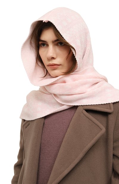 Капюшон A.T.T. светло-розового цвета по цене 8060 руб., арт. 2386/49, фото 2 Капюшон A.T.T., арт. 2386/49, фото 2