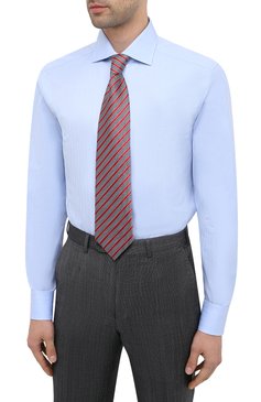 Мужская хлопковая сорочка ZEGNA голубого цвета, арт. E02301/9NS0LB | Фото 4 (Манжеты: На пуговицах; Рукава: Длинные; Воротник: Акула; Длина (для топов): Стандартные; Материал сплава: Проставлено; Нос: Не проставлено; Материал внешний: Хлопок; Стили: Классический; Случай: Формальный; Принт: Однотонные; Мужское Кросс-КТ: Сорочка-одежда; Драгоценные камни: Проставлено)