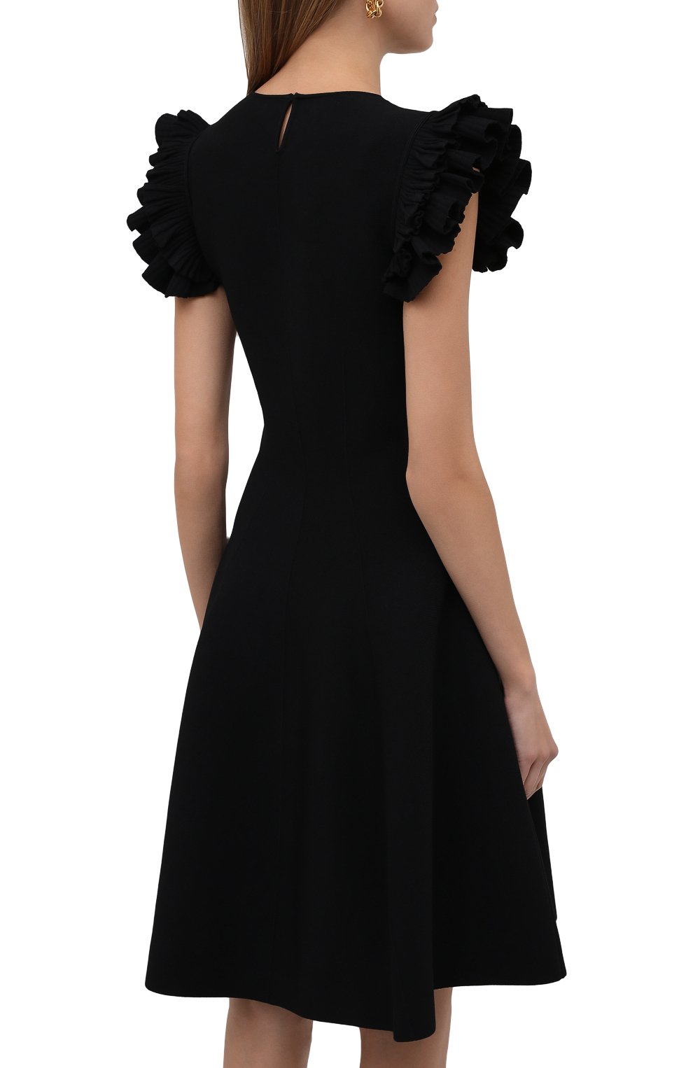 Платье из вискозы ALEXANDER MCQUEEN черного цвета по цене 174500 руб., арт. 667827/Q1AVM, фото 4 Платье из вискозы ALEXANDER MCQUEEN, арт. 667827/Q1AVM, фото 4