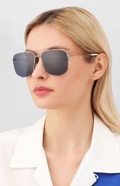 Женские солнцезащитные очки DIOR EYEWEAR черного цвета, арт. DI0R180 KWX | Фото 2 (Кросс-КТ: С/з-унисекс; Региональные ограничения белый список (Axapta Mercury): Не проставлено, RU; Нос: Не проставлено; Тип очков: С/з; Оптика Гендер: оптика-унисекс; Очки форма: Прямоугольные)